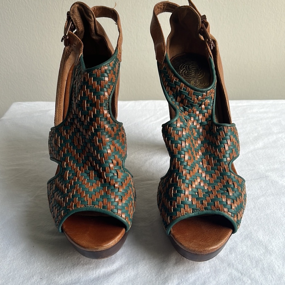 Elliott Lucca green and brown leather woven stacked heels - Picture 3 of 9